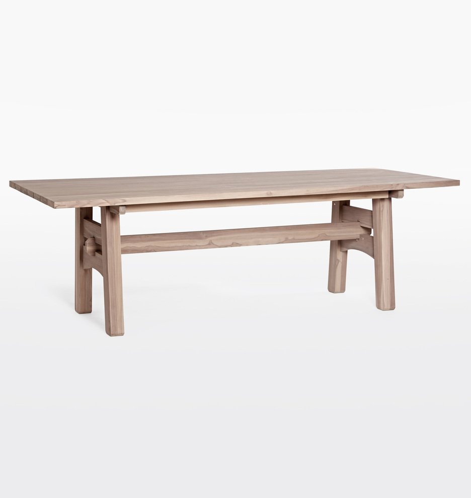 ronde outdoor dining table